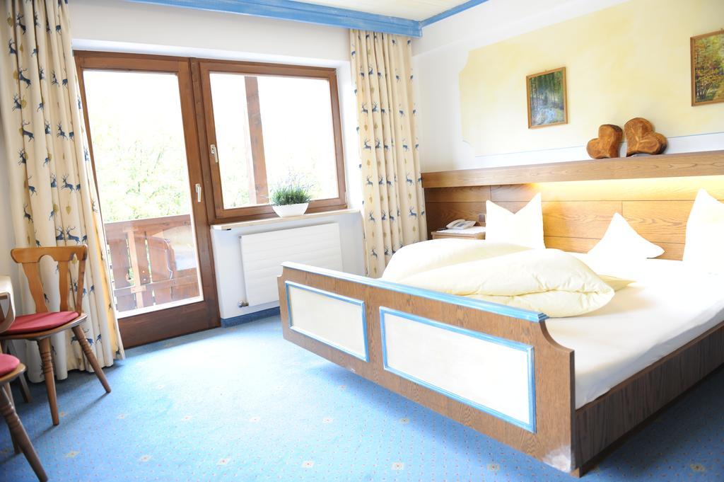 Das Naturhotel Die Eng Hinterriss Phòng bức ảnh